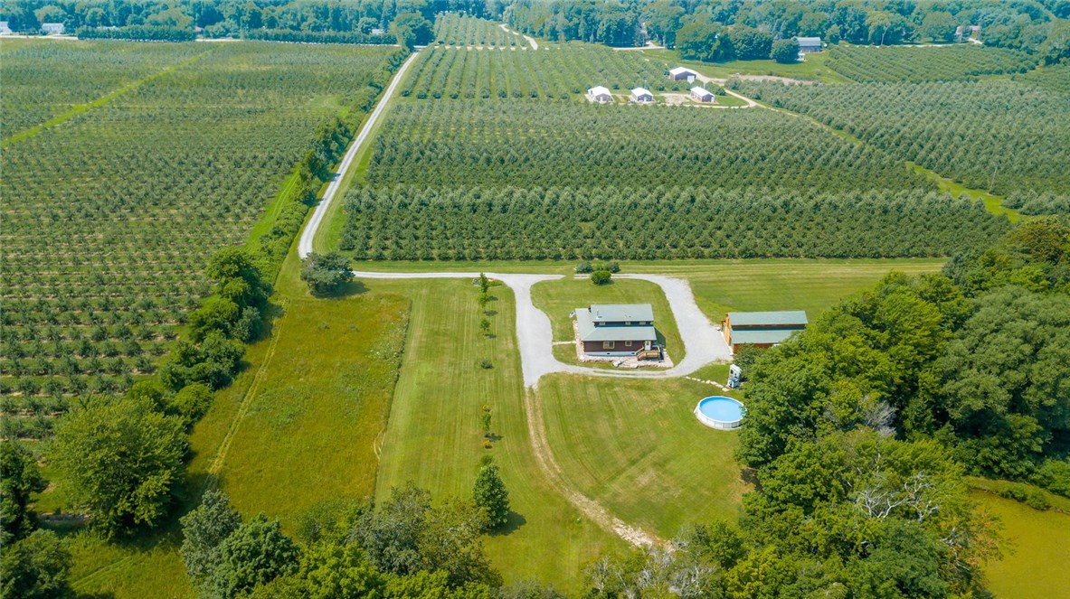 7244 Lakeside Road Ontario, NY 14519 - Photo 6 of 36