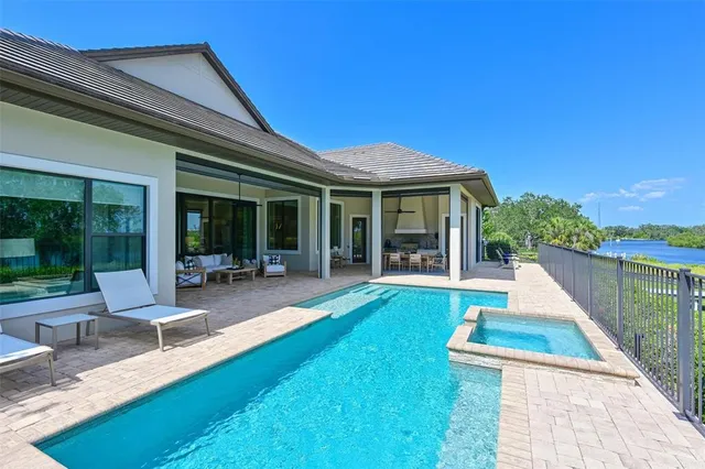 $2,850,000 | 11807 Rive Isle Run, Parrish, FL 34219