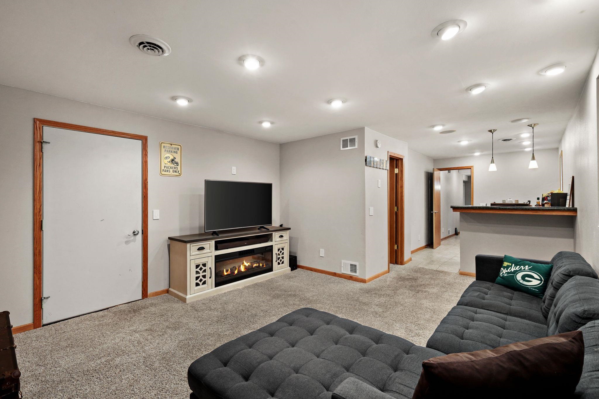 6156 Barman Road Waunakee, WI 53597 - Photo 22 of 45 Gallery Image 22