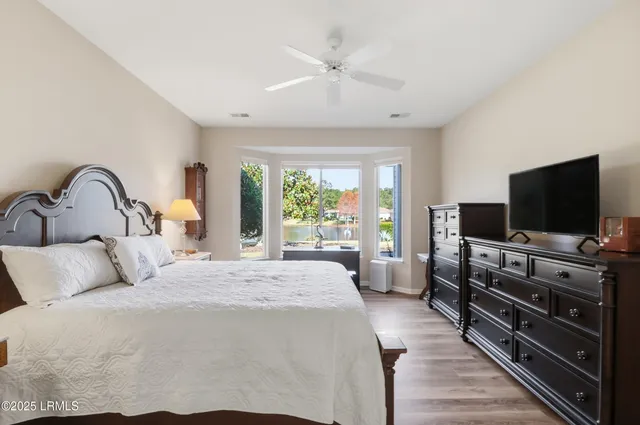 $649,000 | 20 Fenwick Drive, Bluffton, SC 29909