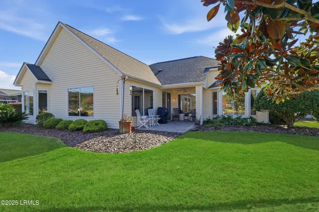 $649,000 | 20 Fenwick Drive, Bluffton, SC 29909