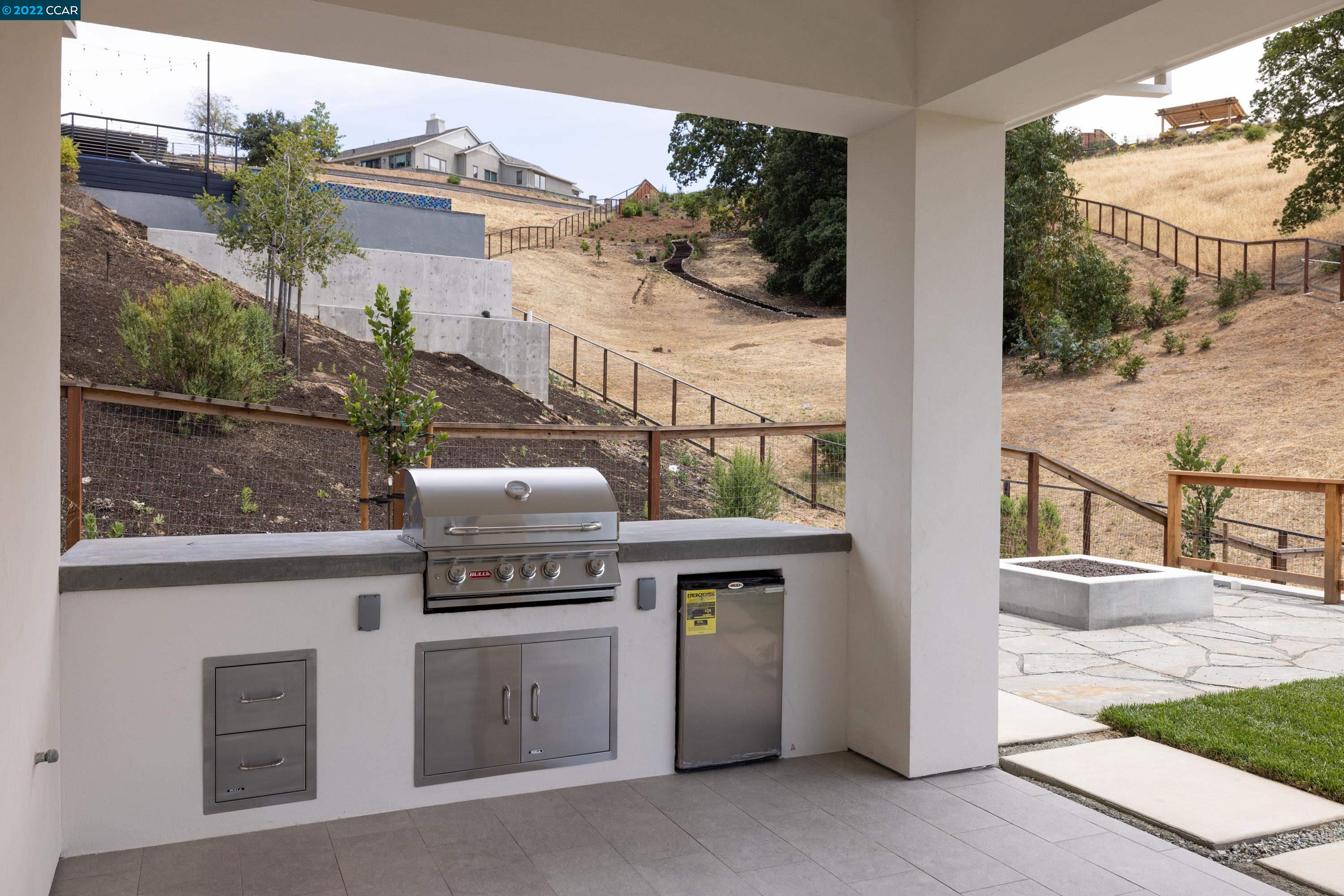 145 Arbor View Lane Lafayette, CA 94549 - Photo 43 of 46 a view of a house with a balcony