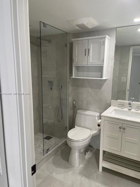 520 Brickell Key Drive, Unit A1100 Miami, FL 33131 - Photo 12 of 13