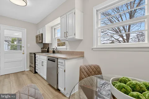 $975,000 | 6312 Rockhurst Road, Bethesda, MD 20817