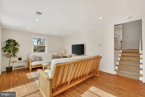 $975,000 | 6312 Rockhurst Road, Bethesda, MD 20817