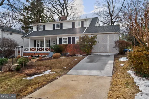 $975,000 | 6312 Rockhurst Road, Bethesda, MD 20817