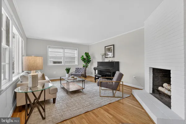 $890,000 | 6312 Rockhurst Road, Bethesda, MD 20817