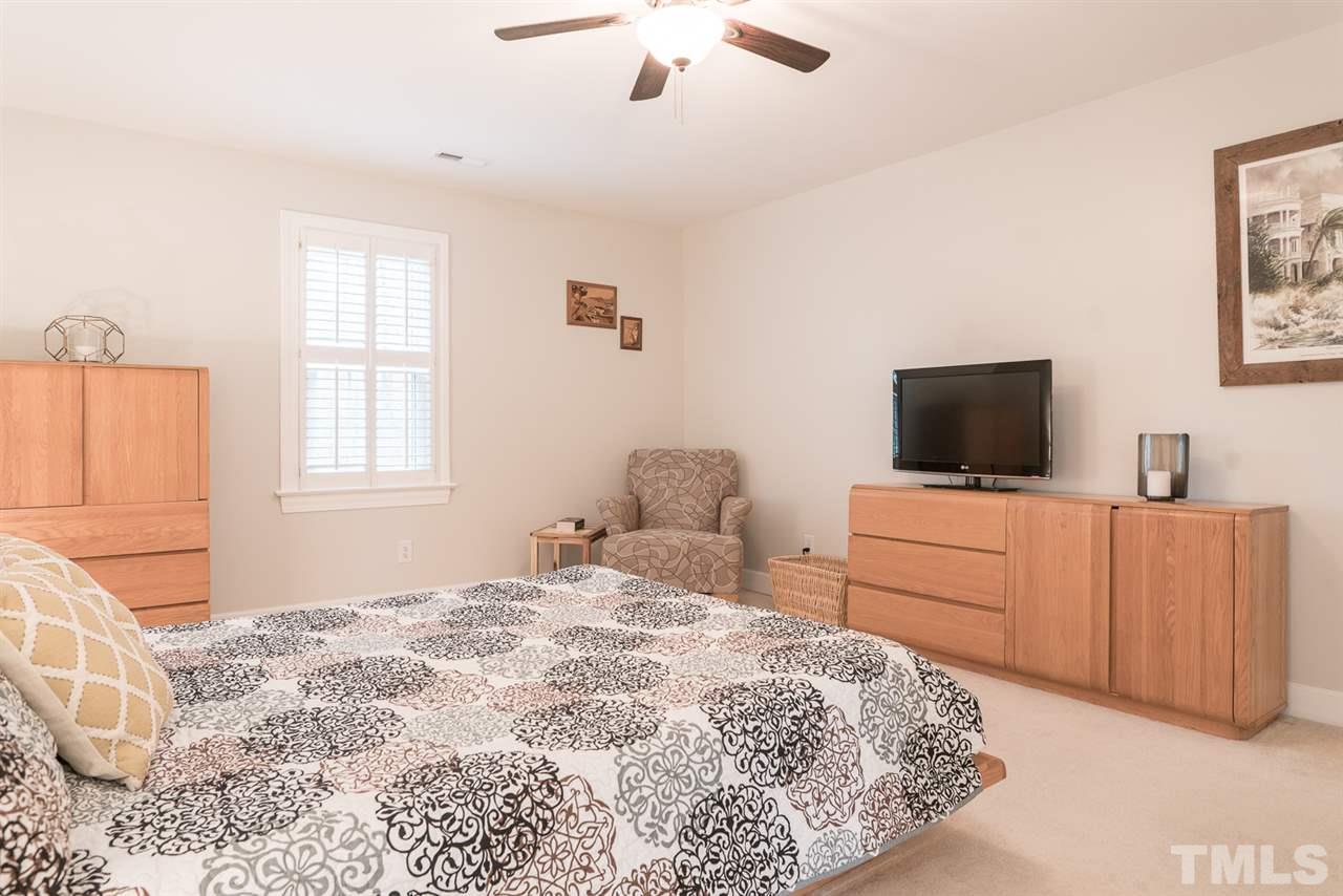 207 Winterberry Ridge Drive Durham, NC 27713 - Photo 14 of 25 Gallery Image 14