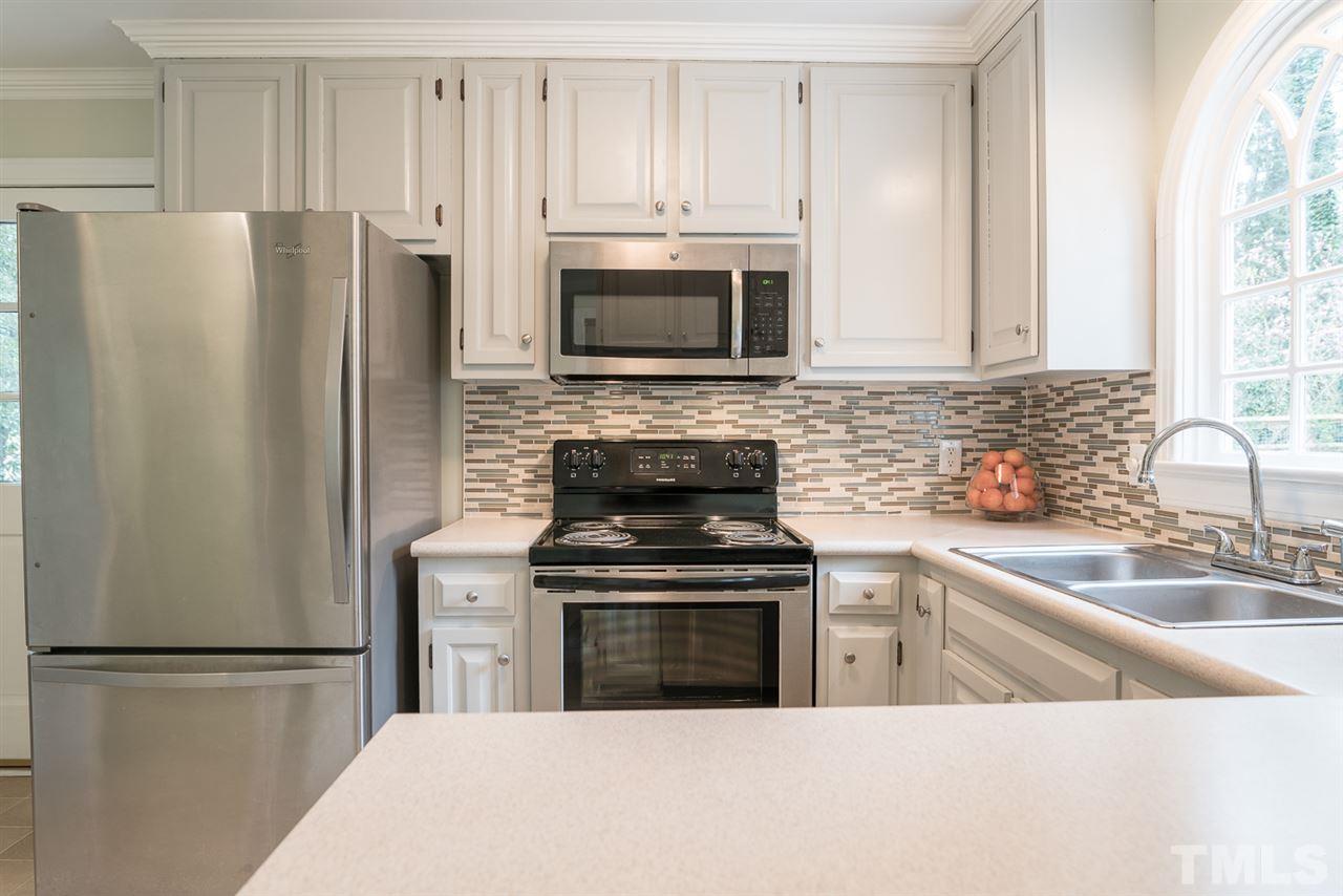 207 Winterberry Ridge Drive Durham, NC 27713 - Photo 8 of 25 Gallery Image 8