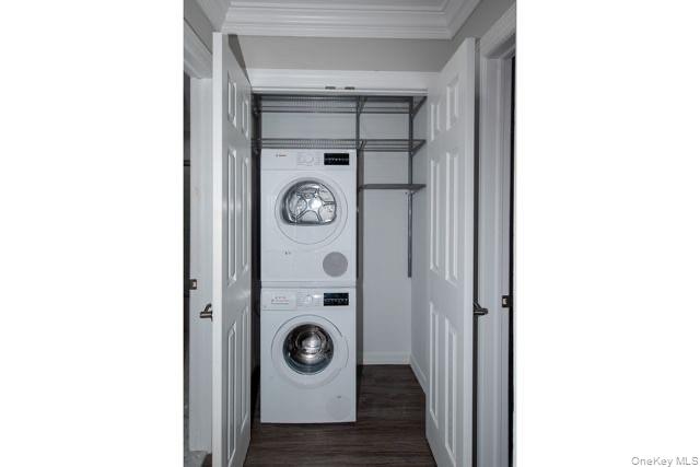 1593 August Road, Unit 1767 North Babylon, NY 11703 - Photo 10 of 10 a utility room with dryer and washer