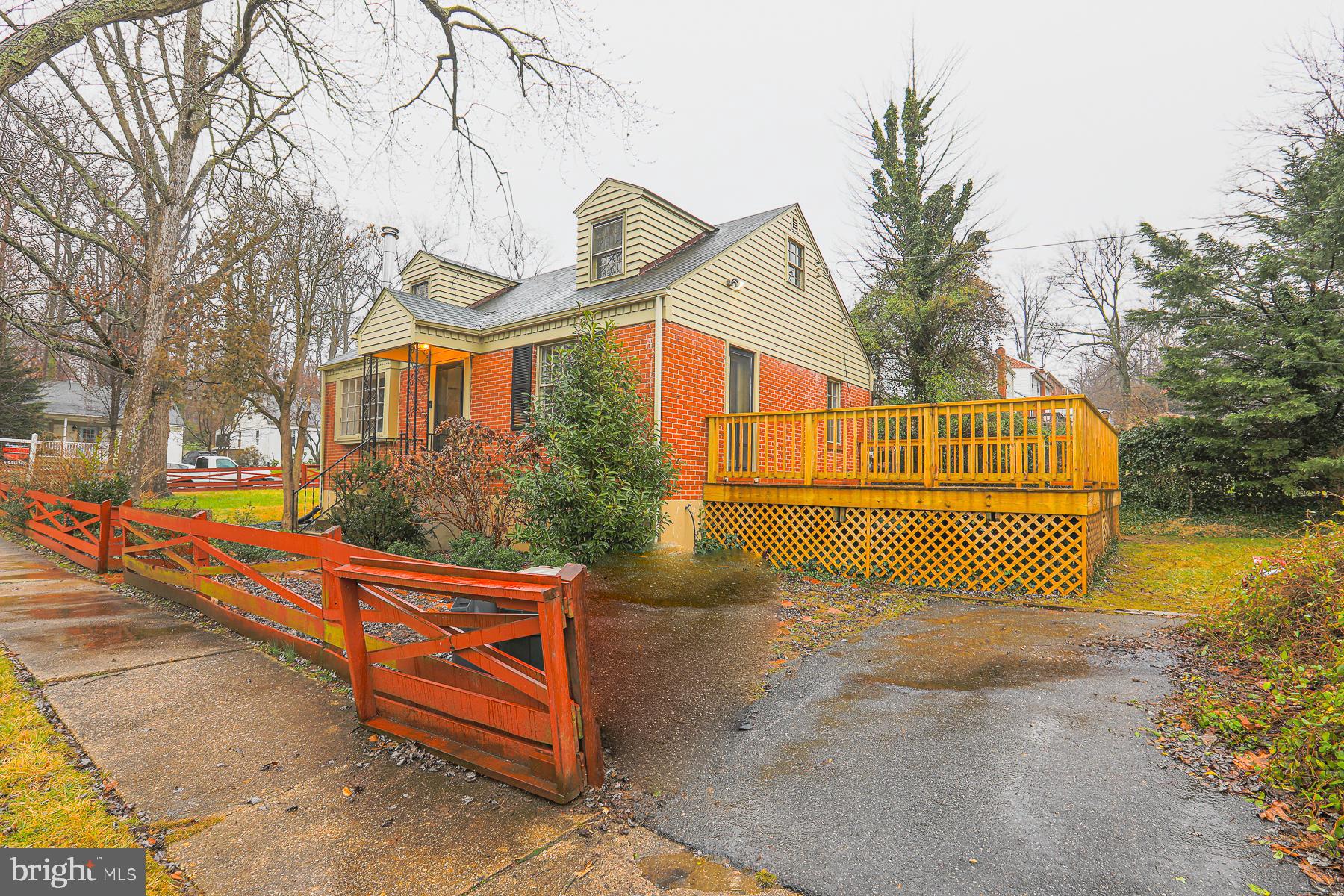 1010 Kingston Road Baltimore, MD 21208 - Photo 2 of 43 Double driveway and deck