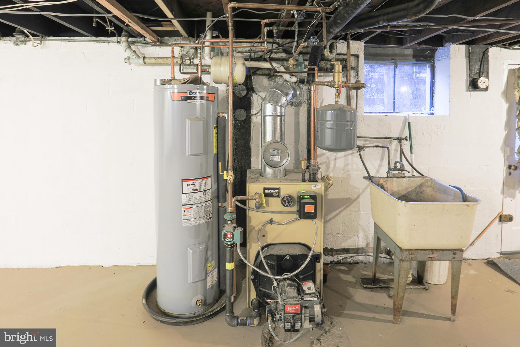 1010 Kingston Road Baltimore, MD 21208 - Photo 32 of 43 New Hot Water, new furnace