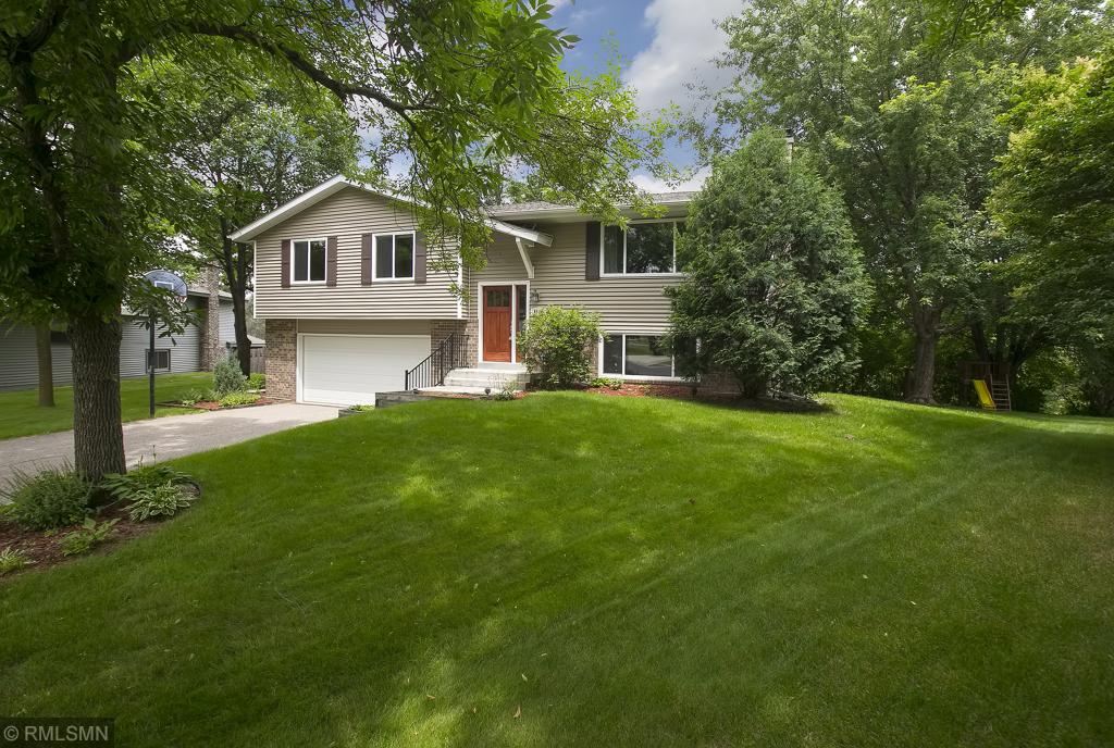 8587 Darnel Road Eden Prairie, MN 55347 - Photo 1 of 29 Gallery Image 1