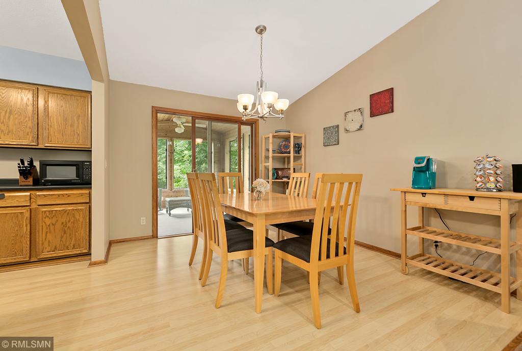 8587 Darnel Road Eden Prairie, MN 55347 - Photo 10 of 29 Gallery Image 10