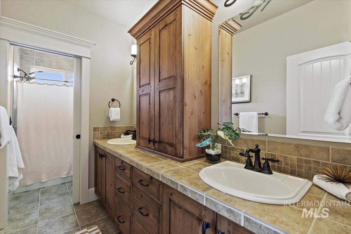 3137 South Abigail Way Boise, ID 83706 - Photo 23 of 41