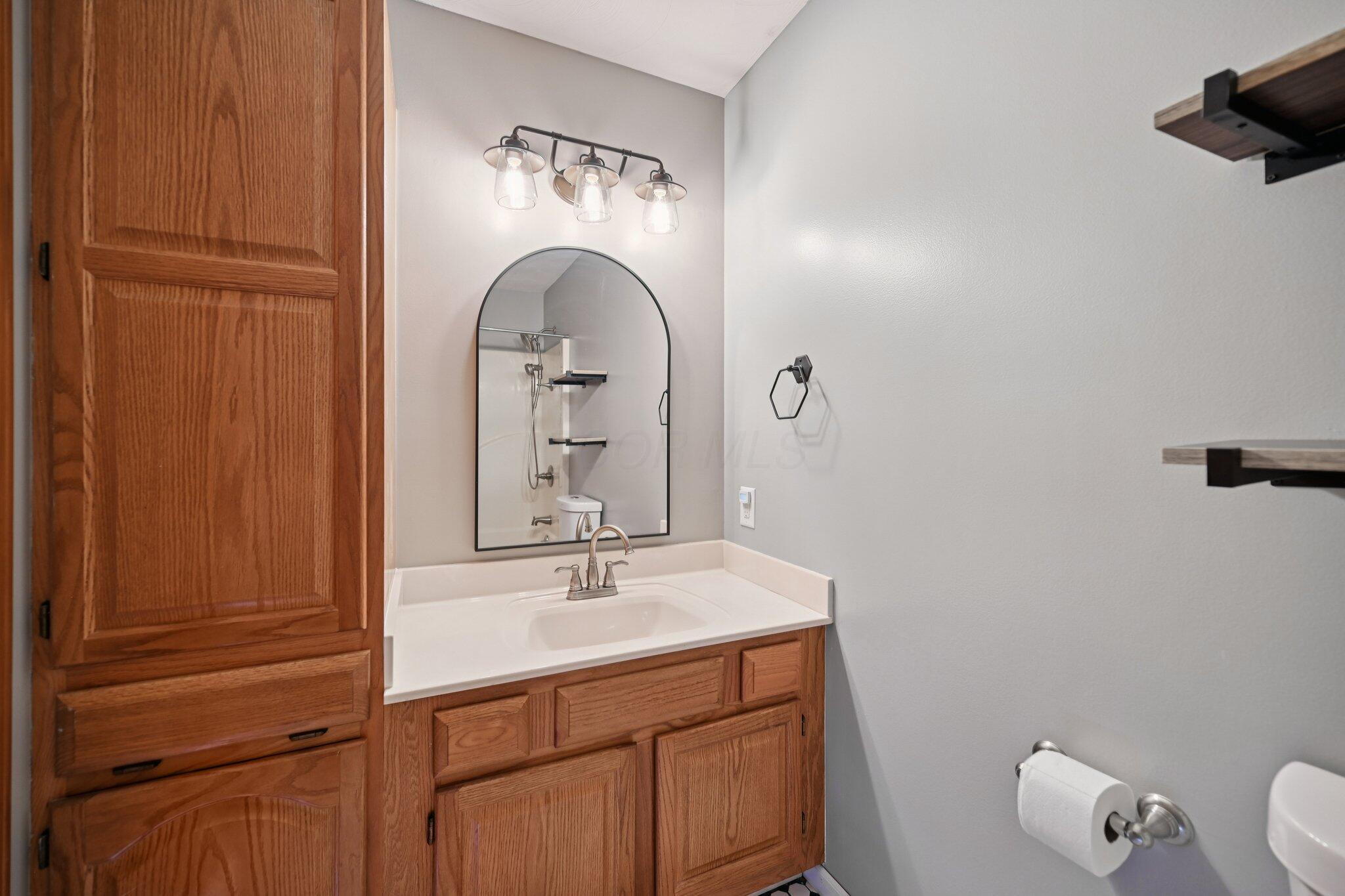 3080 Clark-Shaw Road Powell, OH 43065 - Photo 24 of 45 31-web-or-mls-Clark Shaw Rd-S2703-031