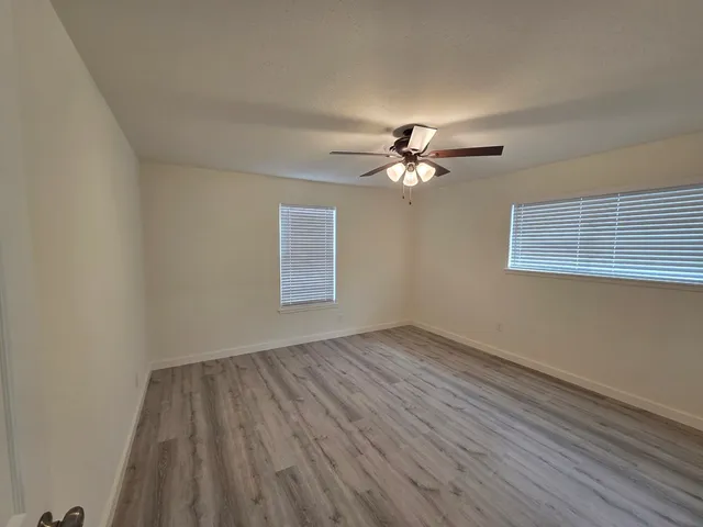 $2,200 | 1625 North Street, Kerrville, TX 78028