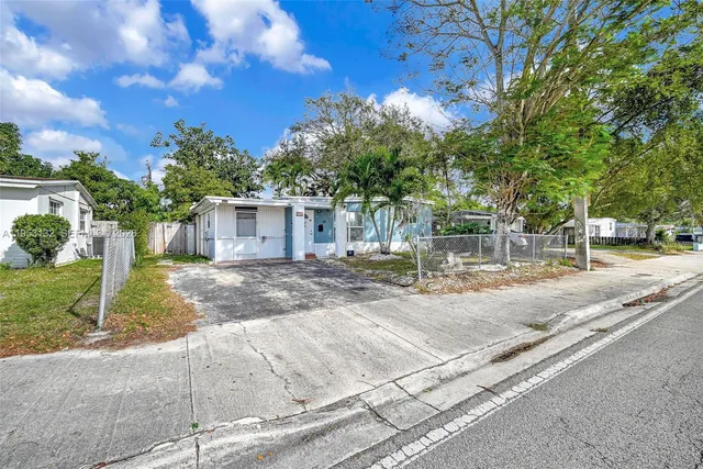 $399,900 | 6629 Sheridan Street, Hollywood, FL 33024