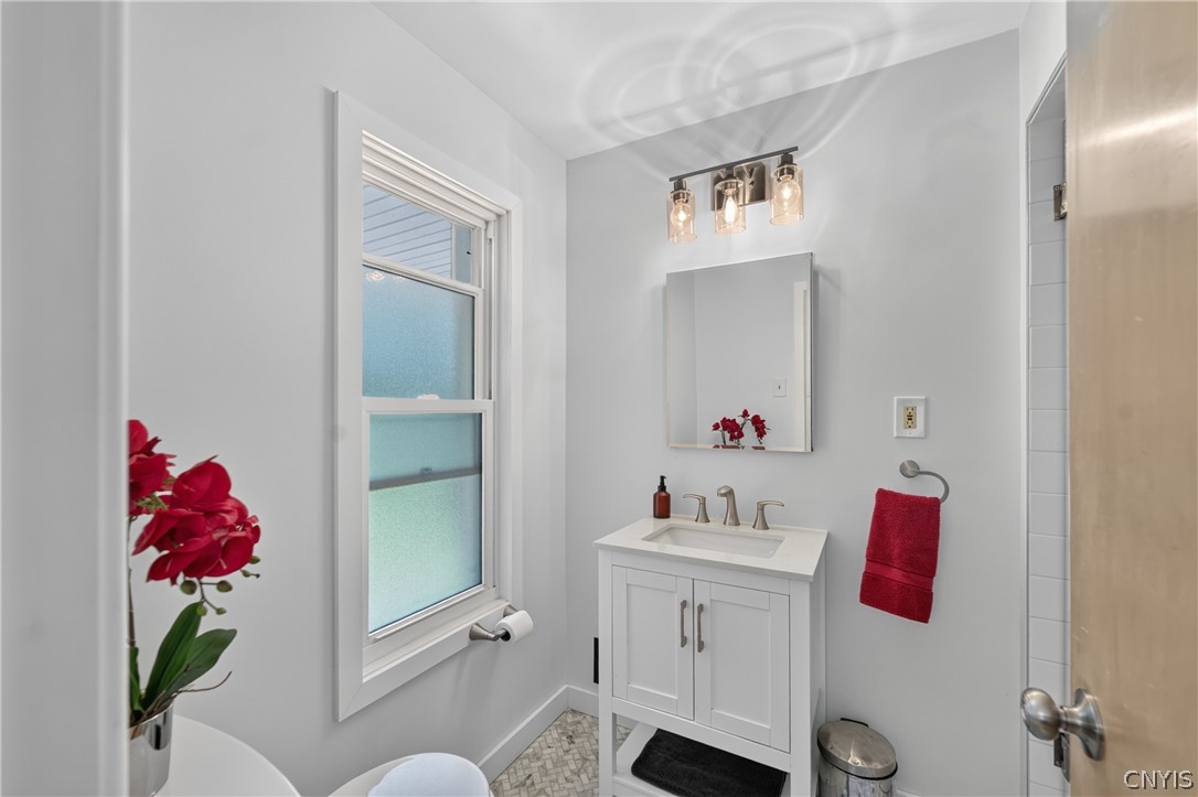 45 Arlington Road Utica, NY 13501 - Photo 15 of 50