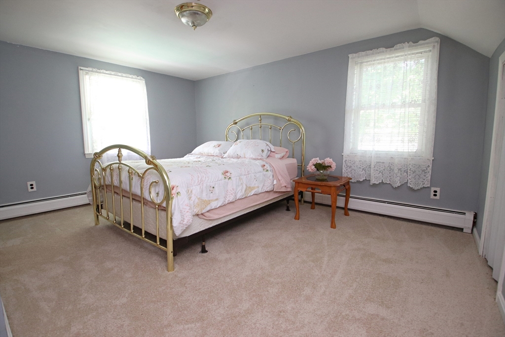 19 Juliette Road Saugus, MA 01906 - Photo 16 of 39