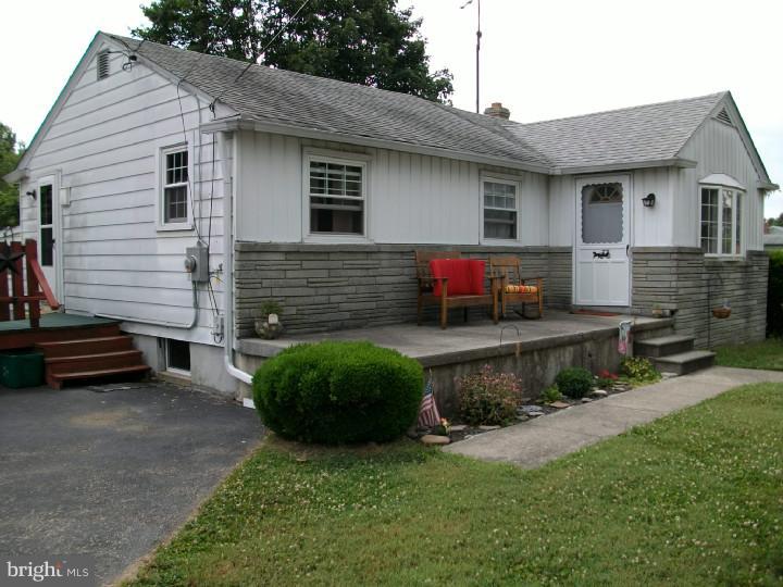 129 Annapolis Road Pennsville, NJ 08070 - Photo 3 of 7 Gallery Image 3