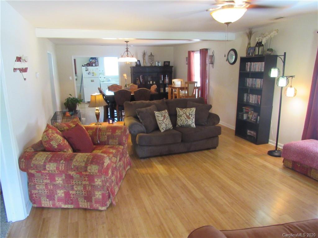 910 Cleveland Avenue Grover, NC 28073 - Photo 5 of 15 Gallery Image 5