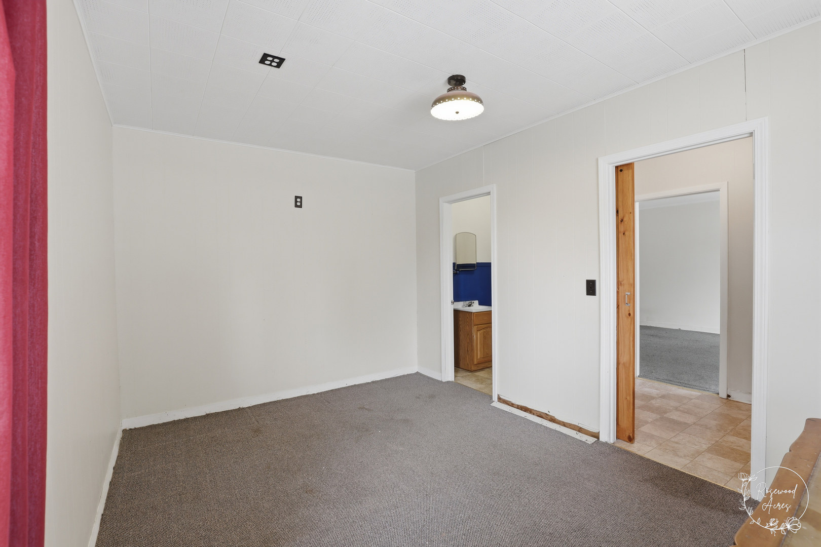 409 Main Street Crescent City, IL 60928 - Photo 10 of 22 a view of an empty room