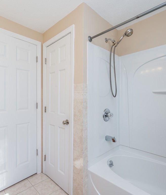 135 Country Road Agawam, MA 01001 - Photo 28 of 30 Gallery Image 28