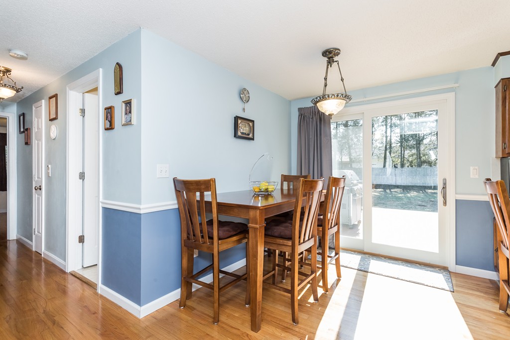 135 Country Road Agawam, MA 01001 - Photo 10 of 30 Gallery Image 10