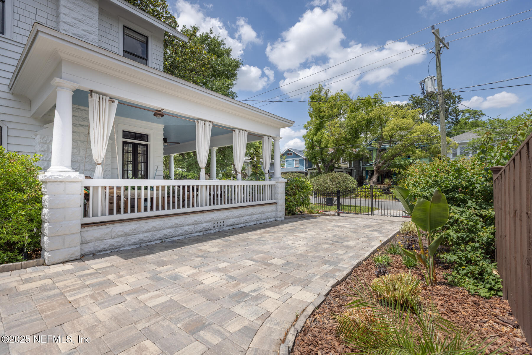 2122 Post Street Jacksonville, FL 32204 - Photo 67 of 69 a view of a house with a small yard and plants
