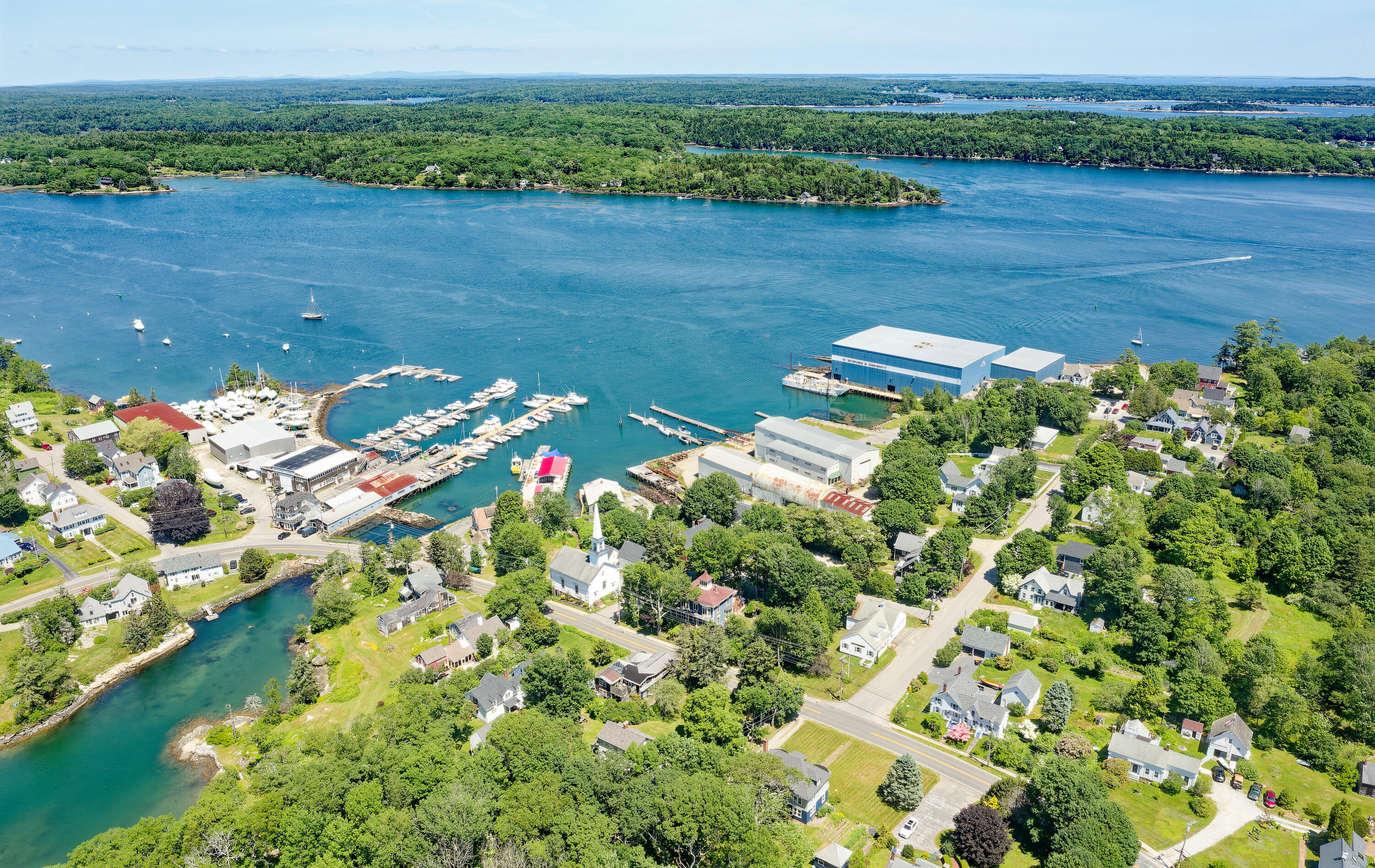 239 Ocean Point Road Boothbay, ME 04544 - Photo 3 of 40 03-239OceanPtRd-AT