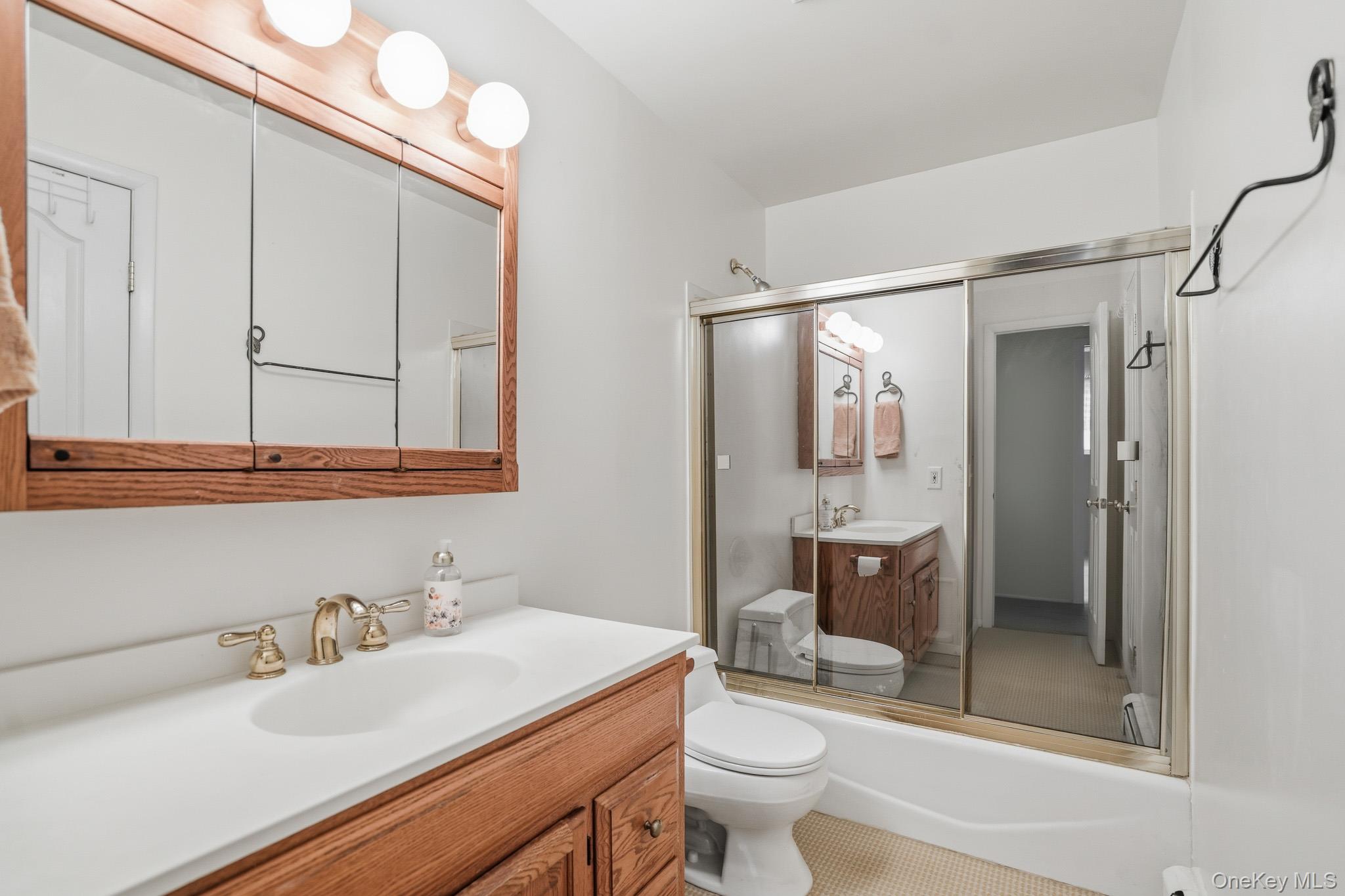 8 Ricky Lane Poughkeepsie, NY 12601 - Photo 14 of 23