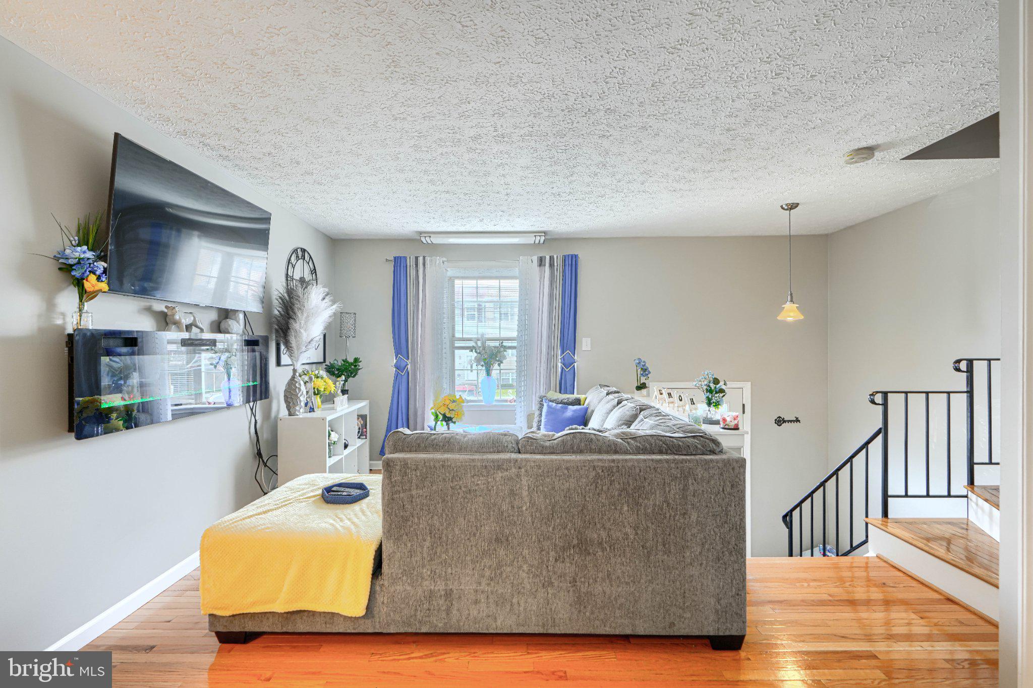 4067 Rustico Road Baltimore, MD 21220 - Photo 3 of 31 Bright and inviting living space.