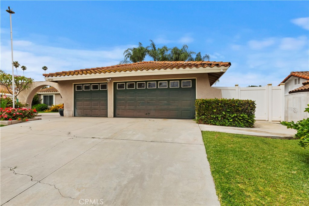 2720 Lexington Place Riverside, CA 92506 - Photo 7 of 32