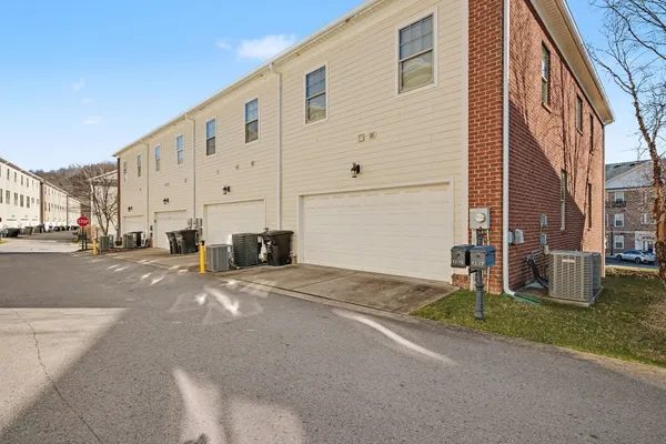 $3,250 | 1339 Moher Boulevard, Franklin, TN 37069