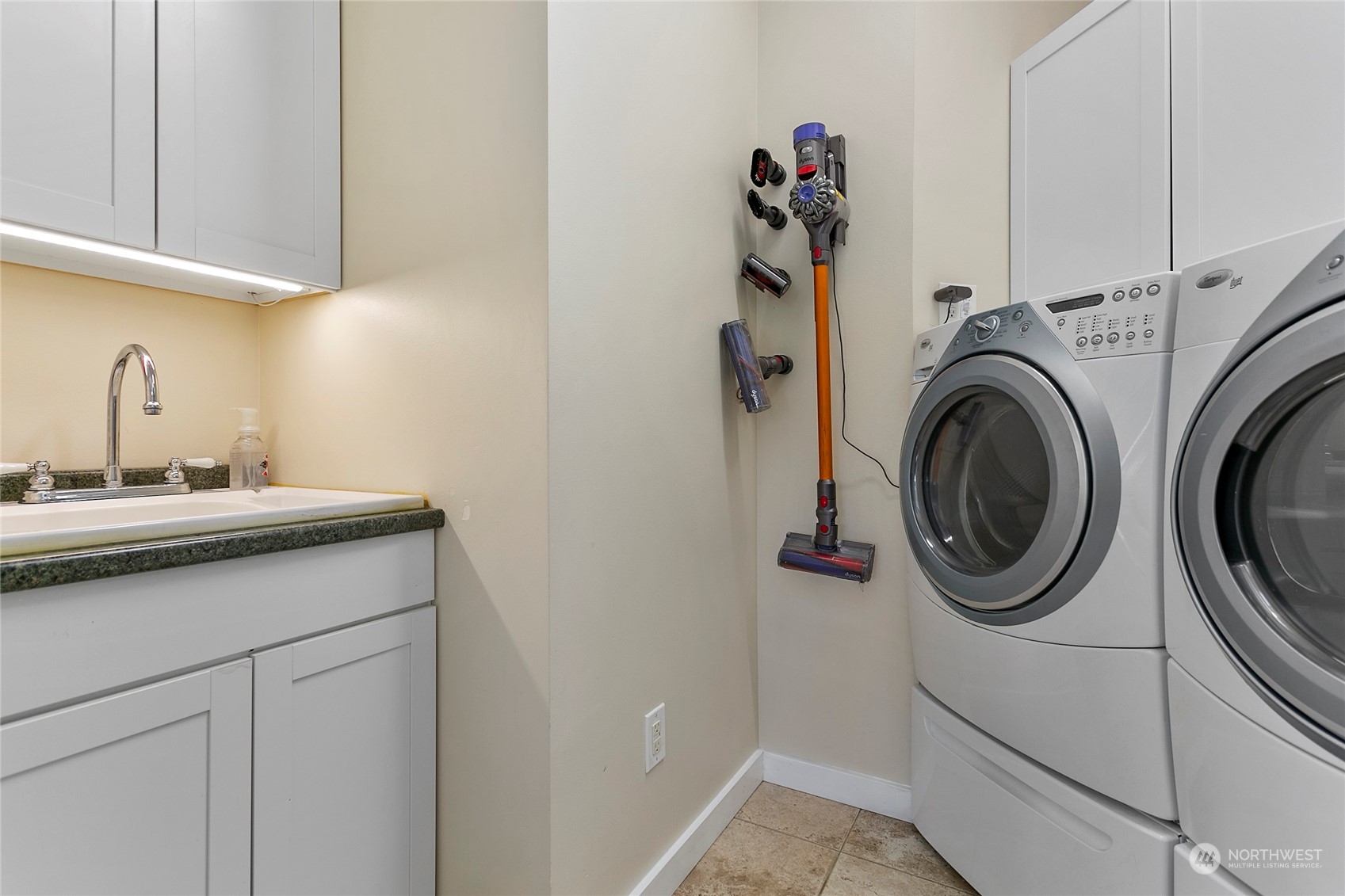 3460 Aldergrove Road Ferndale, WA 98248 - Photo 26 of 39 a utility room with dryer and washer