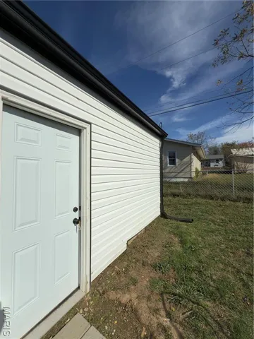 $149,000 | 912 Grand Avenue, Cuba, MO 65453