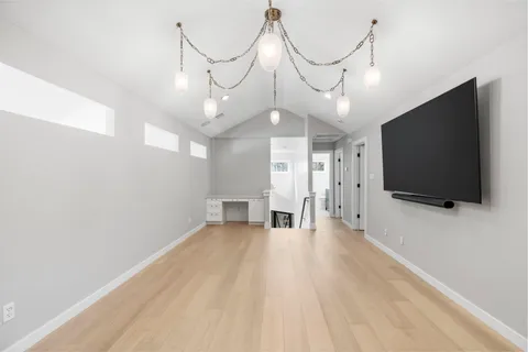 $3,200,000 | 701 Furlong Drive, Austin, TX 78746