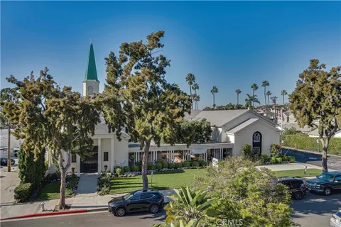 $18,000 | 608 Heliotrope Avenue, Corona del Mar, CA 92625