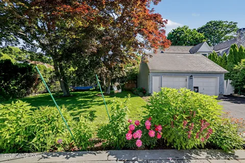 $4,100,000 | 5 Grant Avenue, Old Greenwich, CT 06870
