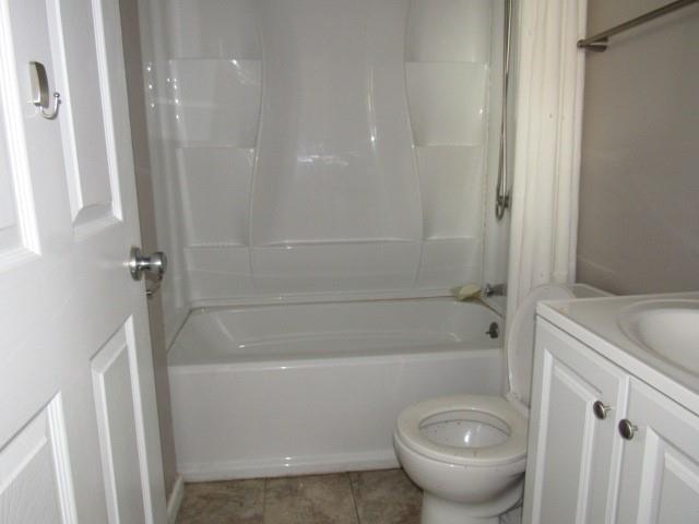 130 Noble Avenue Pittsburgh, PA 15205 - Photo 9 of 21 a bathroom with a shower and a toilet