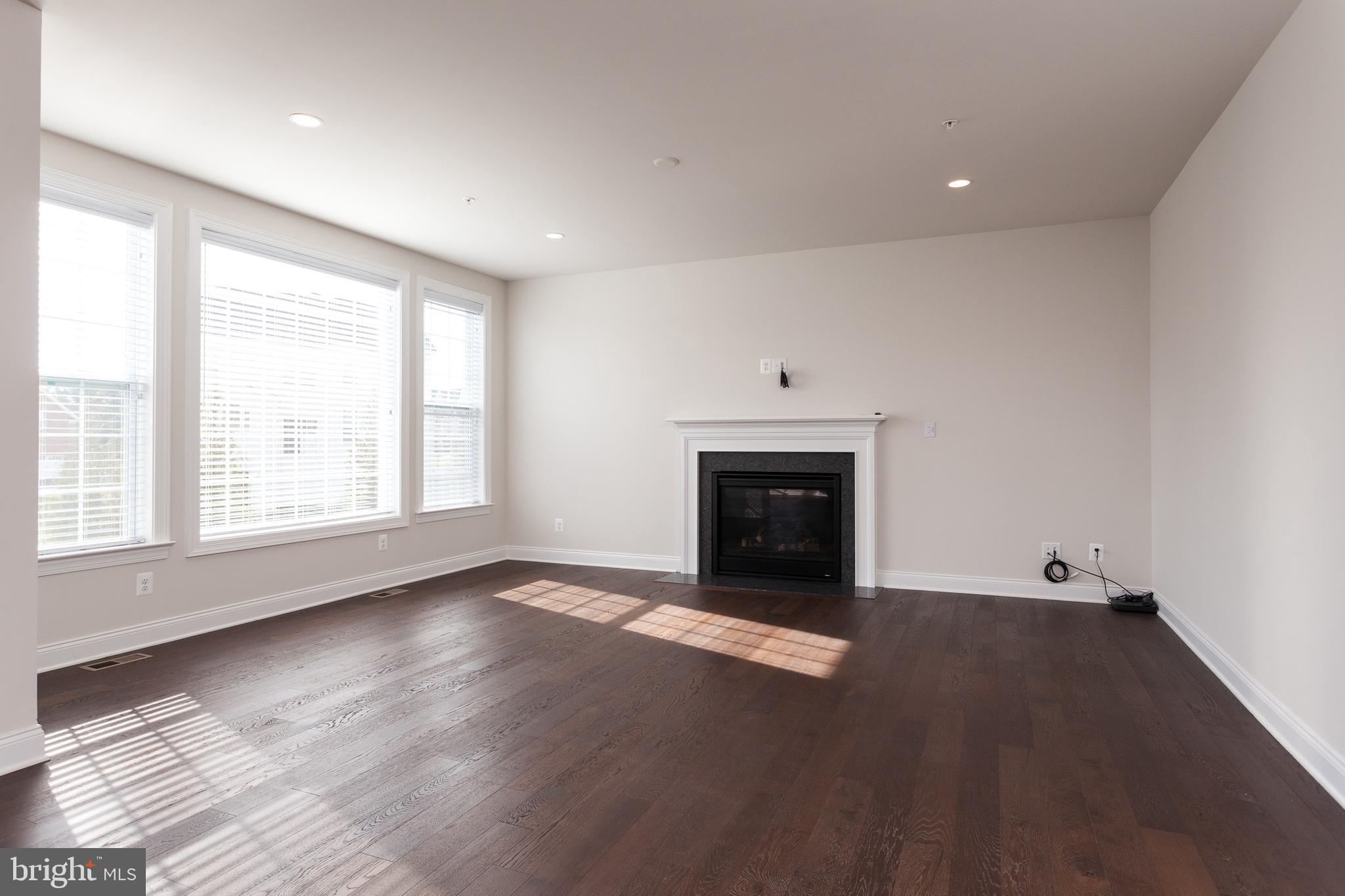 403 Spruce Pine Road Abingdon, MD 21009 - Photo 15 of 57 Living Room