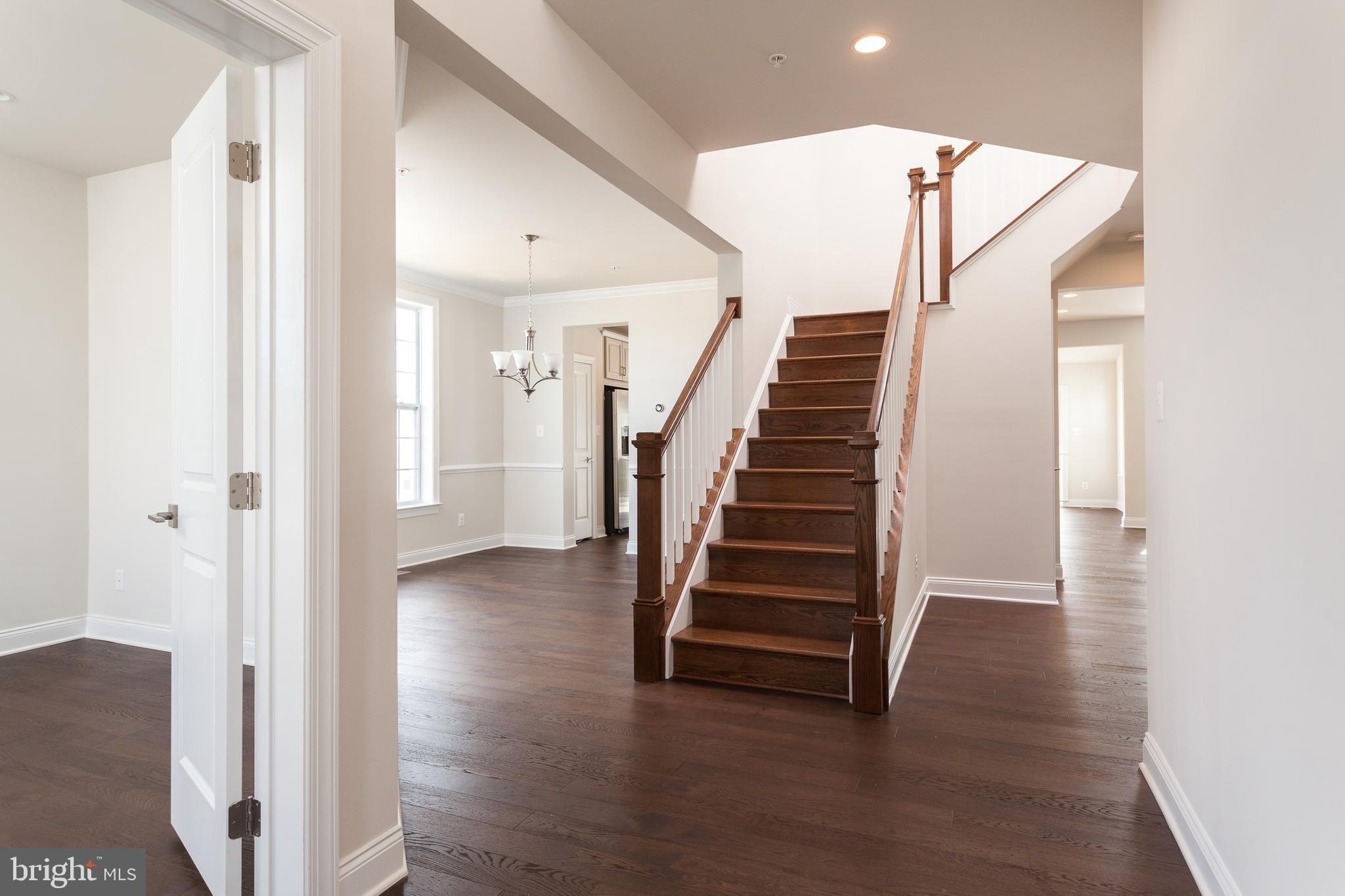 2 Story Foyer