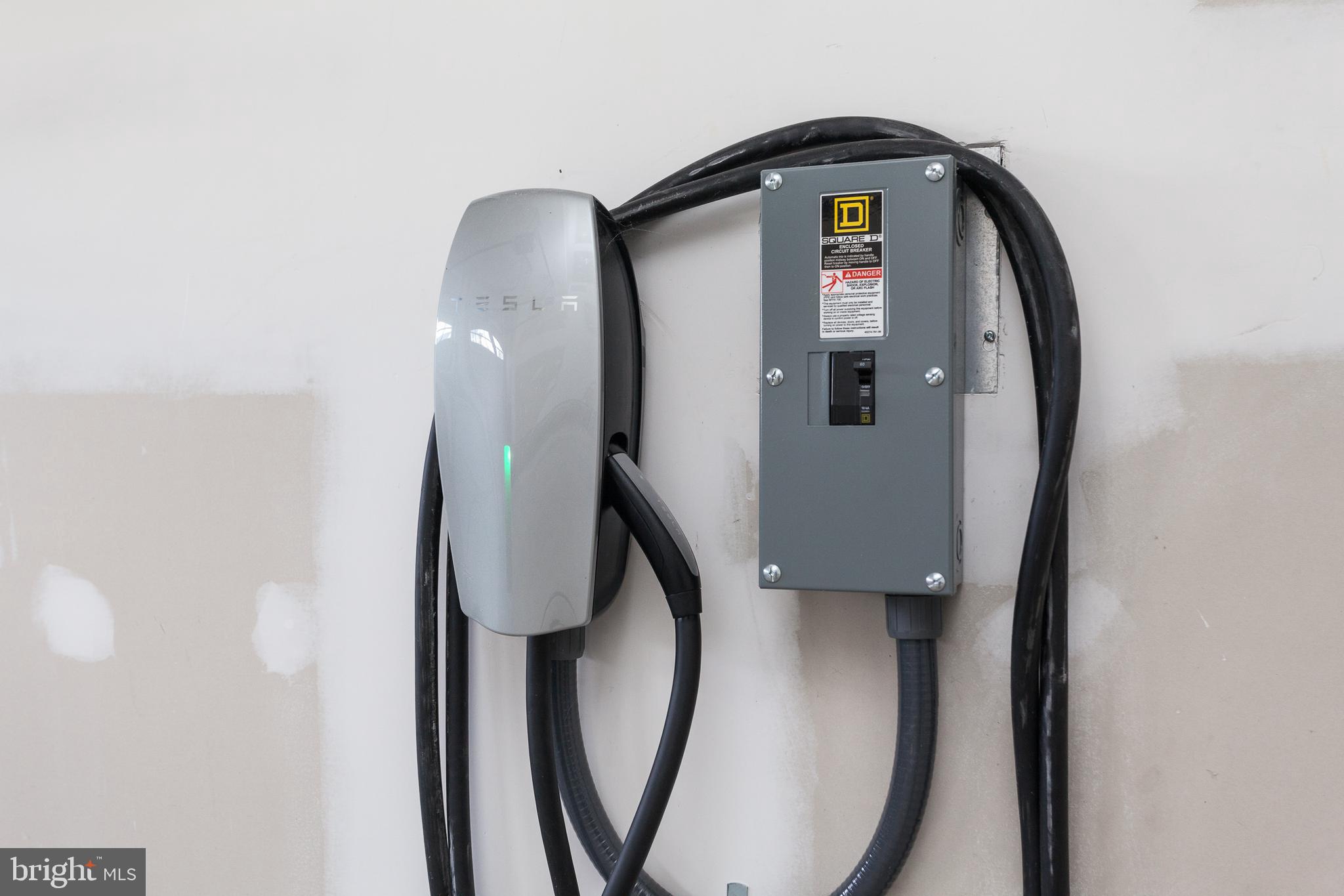 403 Spruce Pine Road Abingdon, MD 21009 - Photo 41 of 57 Tesla Charger