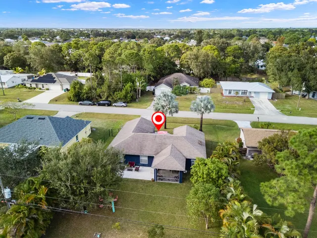 $385,000 | 314 Southwest De Gouvea Terrace, Port St. Lucie, FL 34984