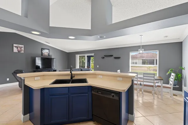 $385,000 | 314 Southwest De Gouvea Terrace, Port St. Lucie, FL 34984