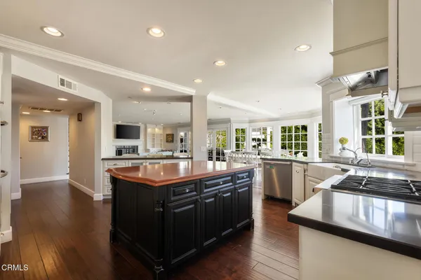 $17,000 | 5188 Vista Miguel Drive, La Canada Flintridge, CA 91011