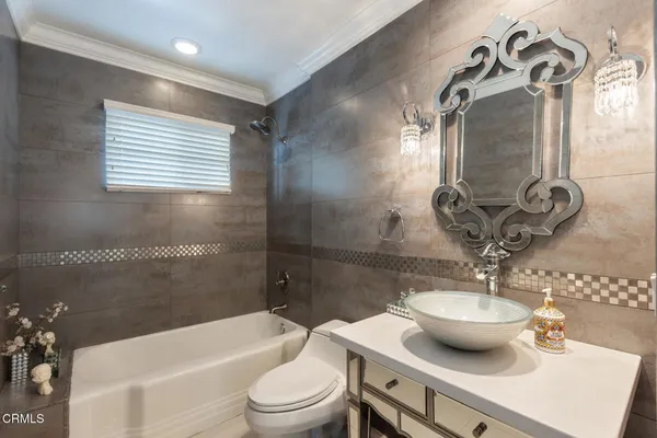 $17,000 | 5188 Vista Miguel Drive, La Canada Flintridge, CA 91011