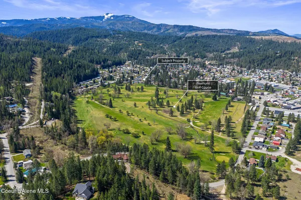 $585,000 | 301 Woodland Drive, Pinehurst, ID 83850