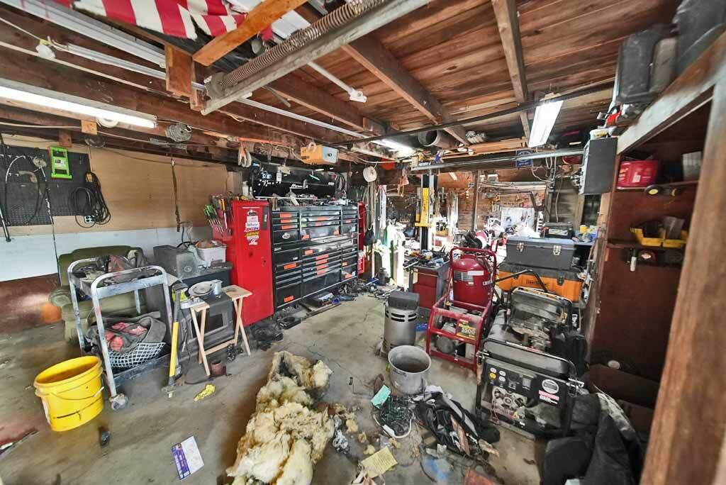 25 South McIntyre Road Houlton, ME 04730 - Photo 27 of 30 25-s-mcintyre-rd-garage-1